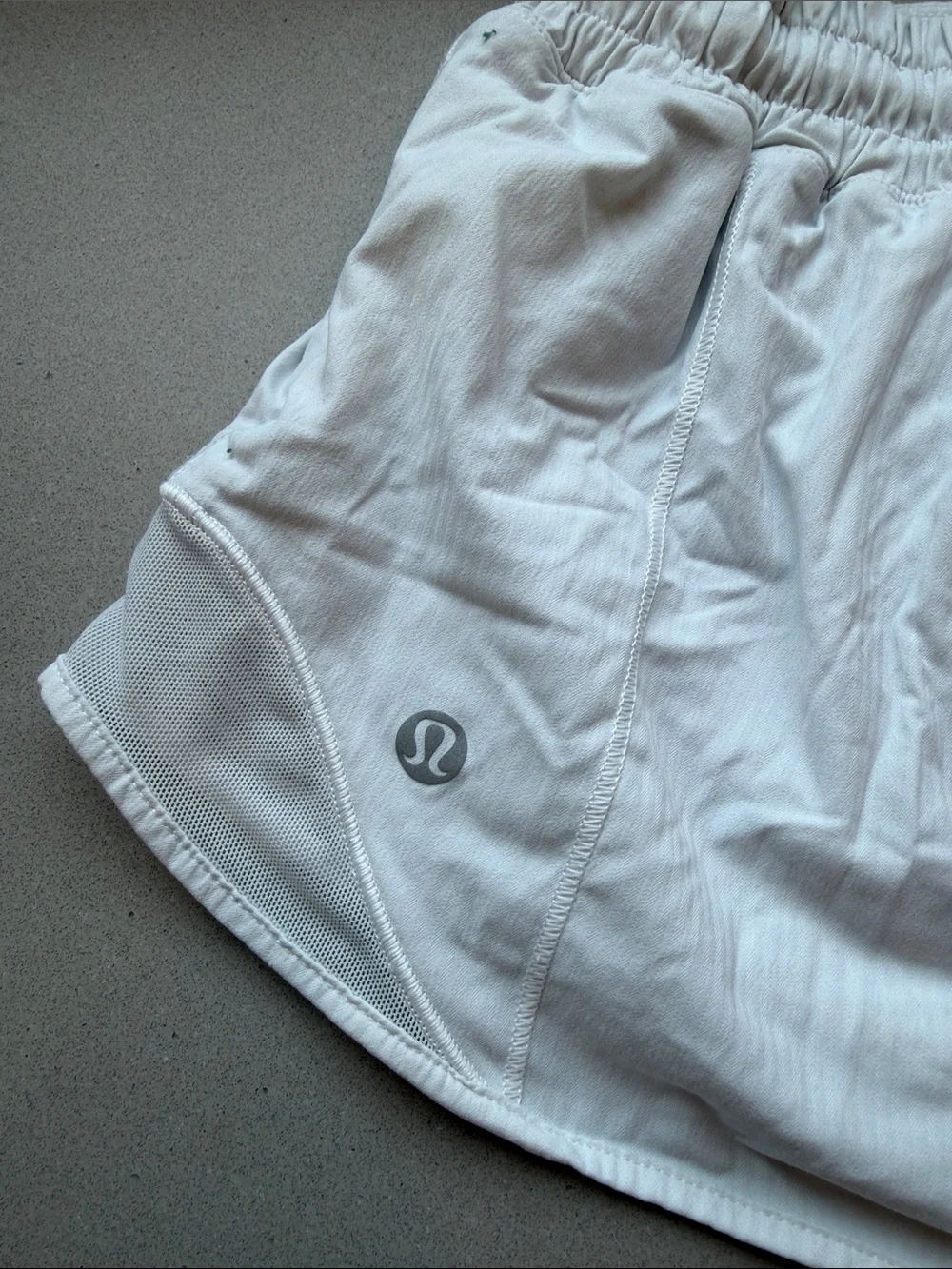 lululemon athletica White Hottie Hot 2.5